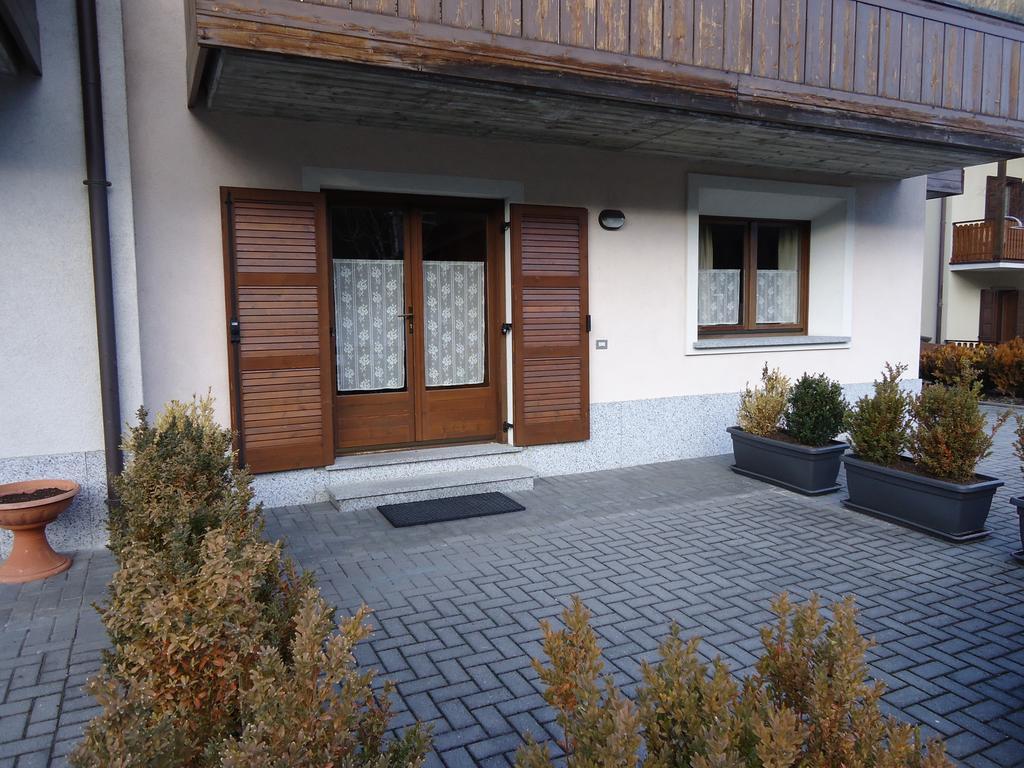 Apartamento Casa Grazia Isolaccia Habitación foto