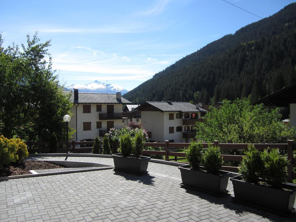 Apartamento Casa Grazia Isolaccia Exterior foto