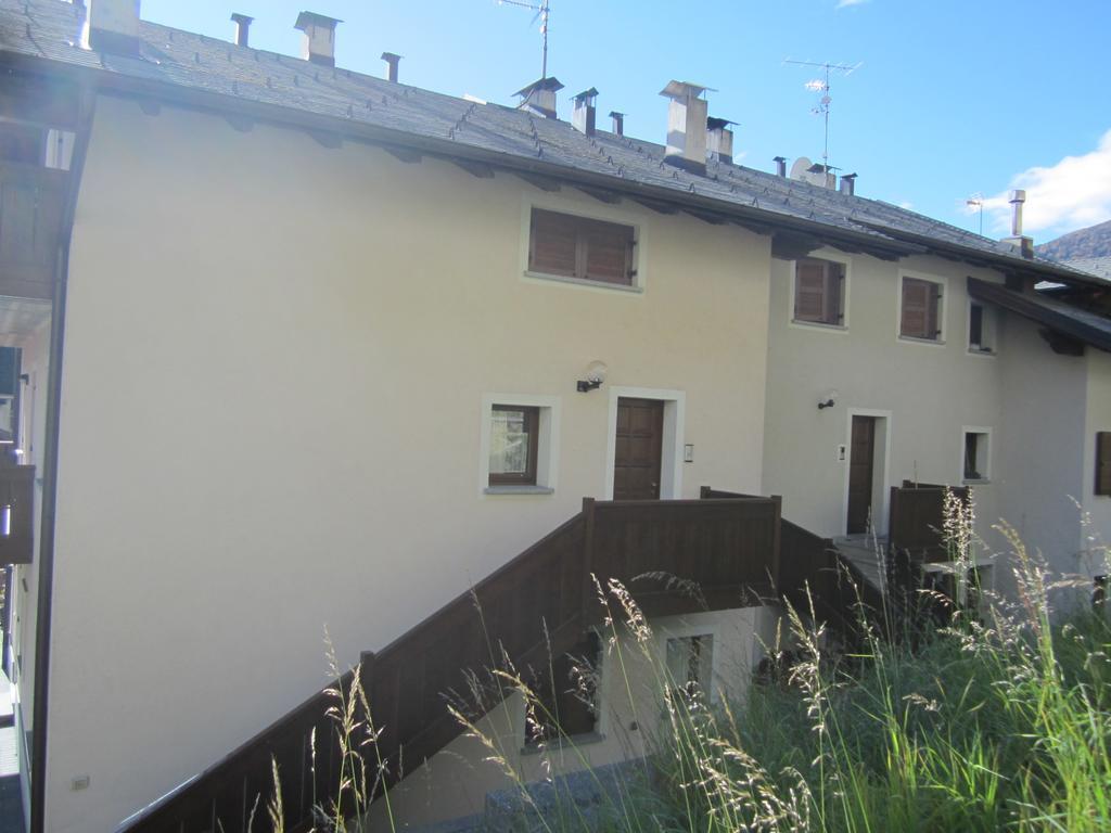 Apartamento Casa Grazia Isolaccia Exterior foto