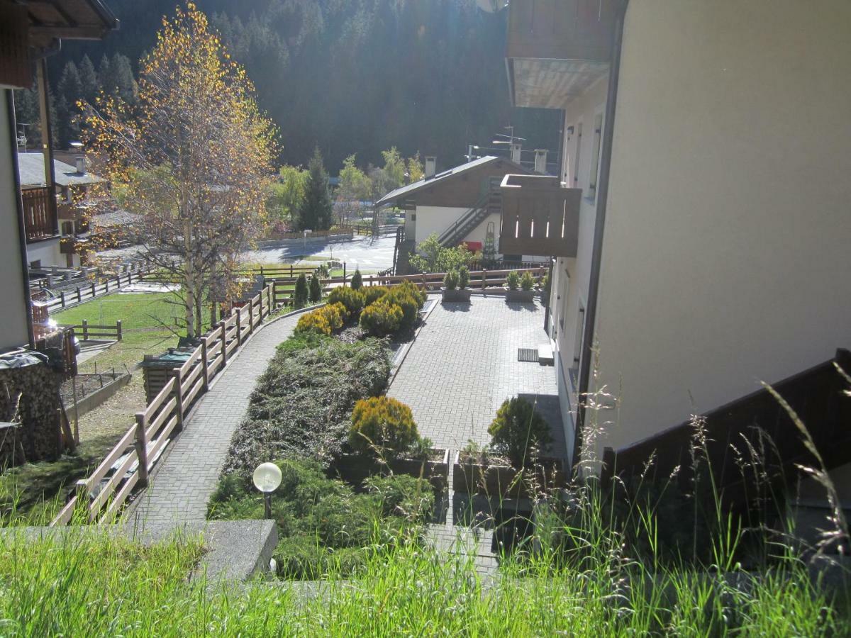 Apartamento Casa Grazia Isolaccia Exterior foto