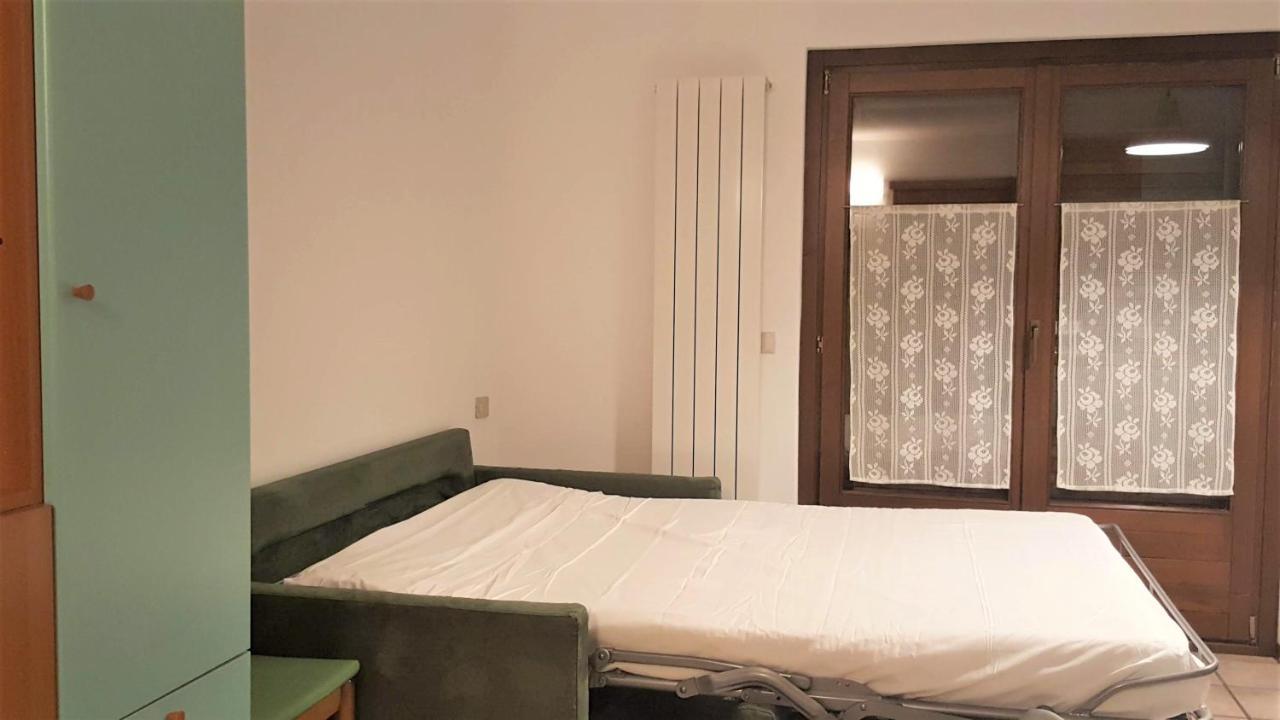 Apartamento Casa Grazia Isolaccia Exterior foto